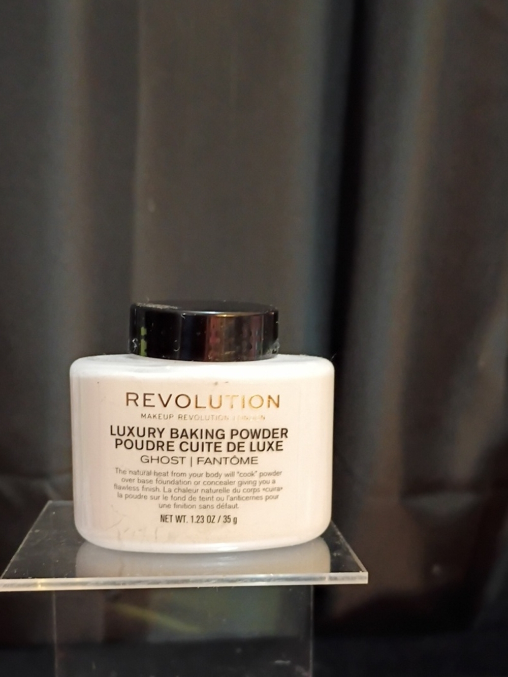 Revolution Luxury Baking Powder Setting Powder - White Jar with Black Cap